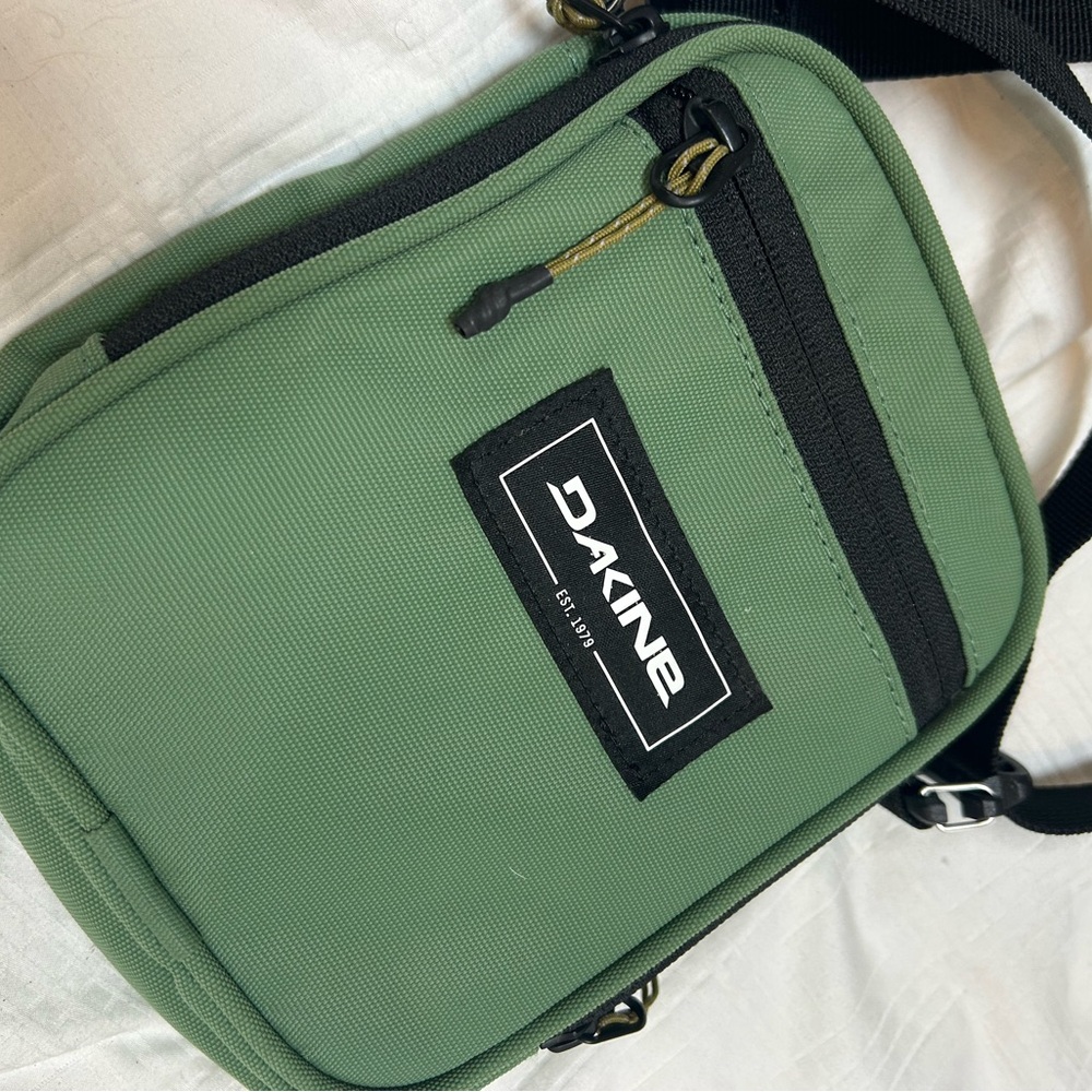 Dakine Olive Green Messenger Bag